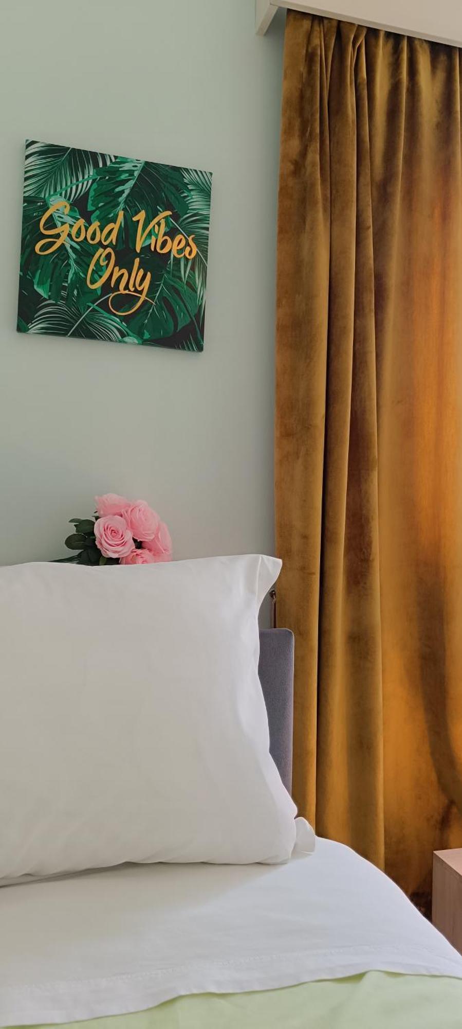 Maria Guesthouse Alivérion Quarto foto
