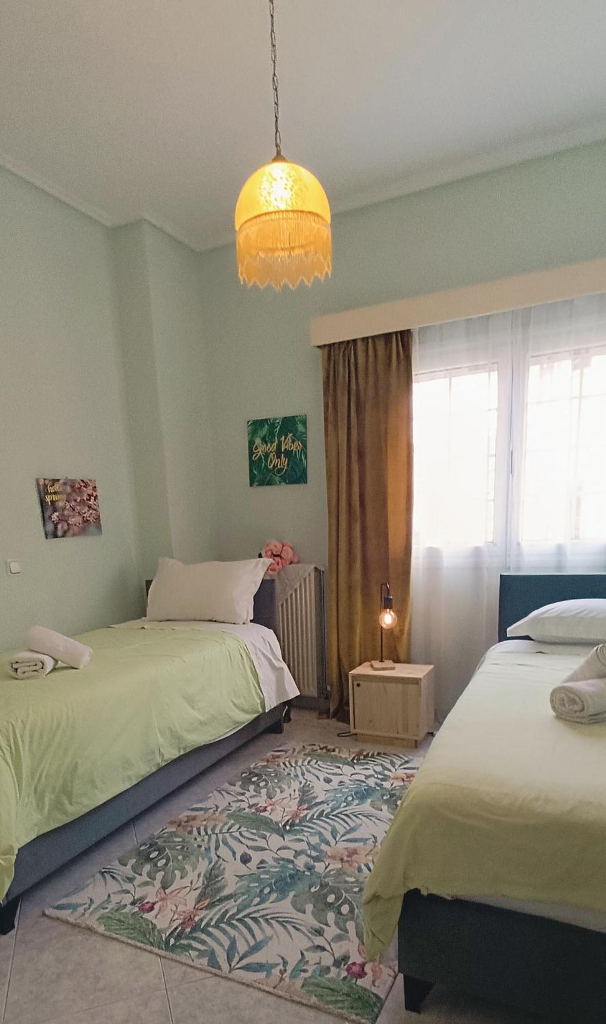 Maria Guesthouse Alivérion Quarto foto